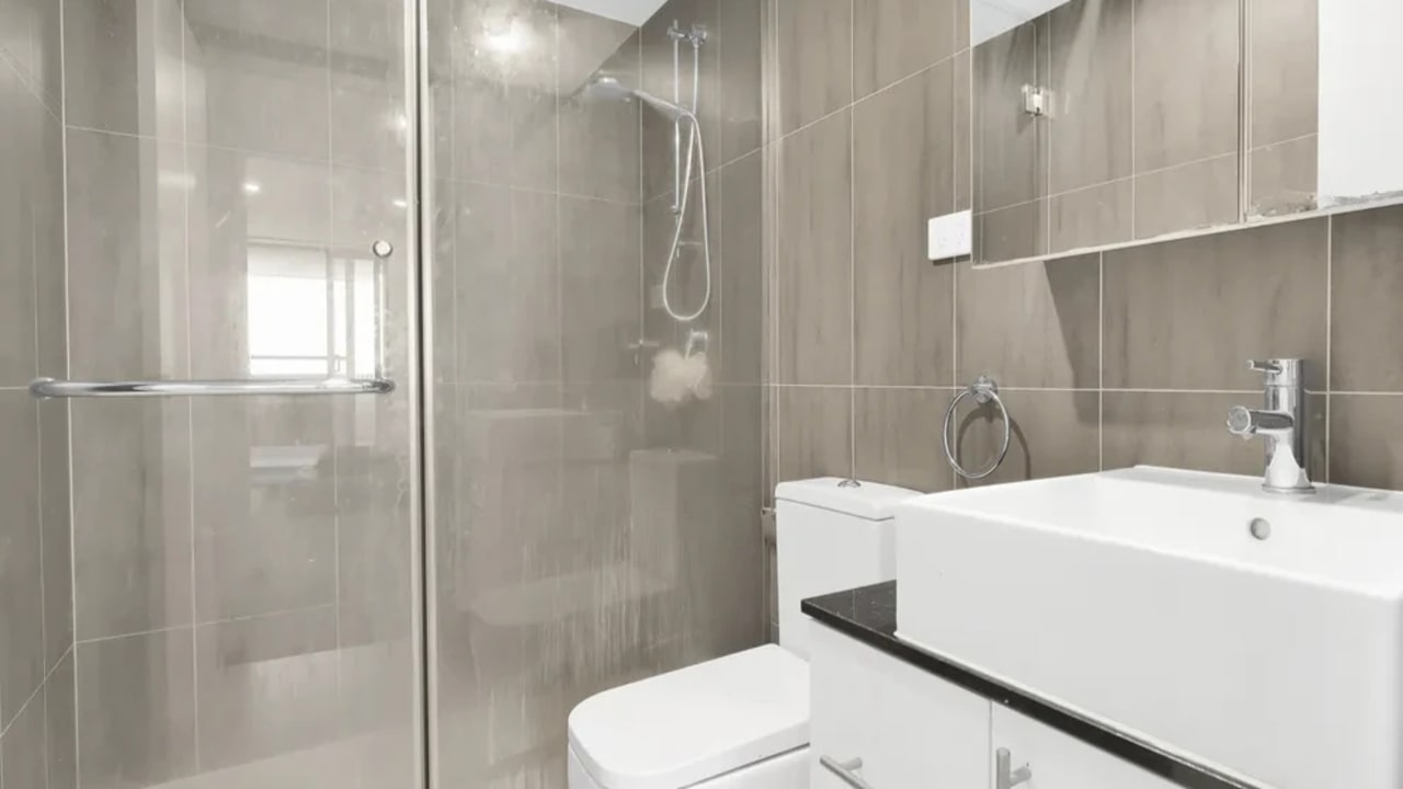 Room with ensuite in a flatshare