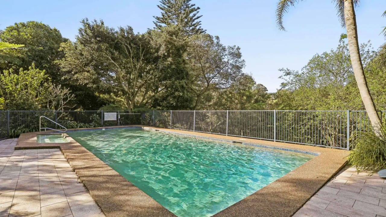 Whole property with 2 rooms for rent