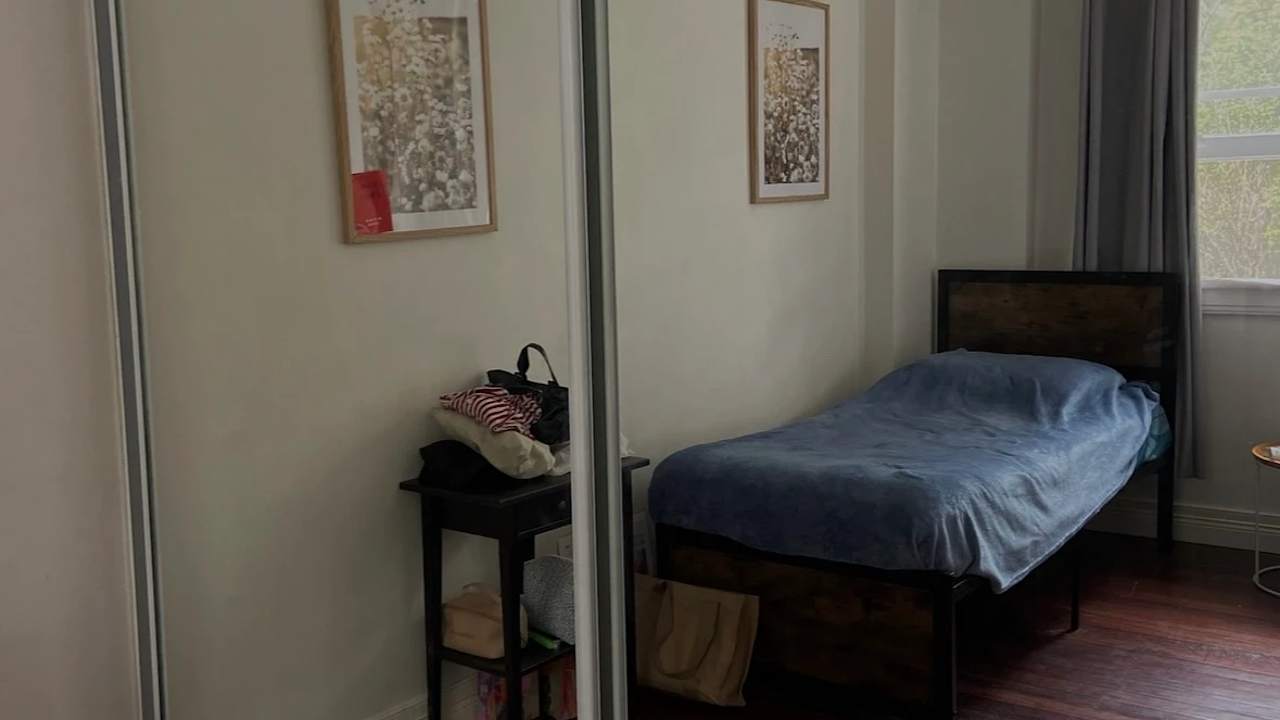 Furnished room in a flatshare