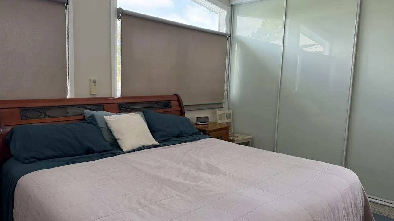 Furnished room with own bathroom