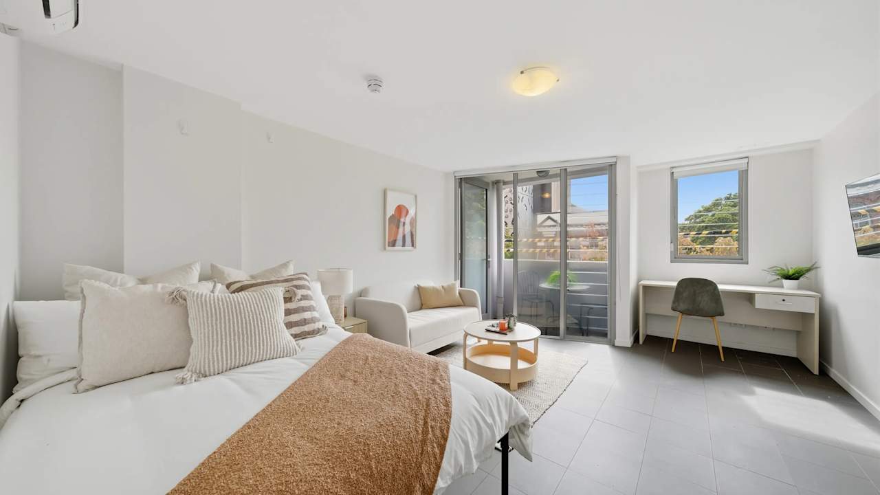 Room studio flat for rent