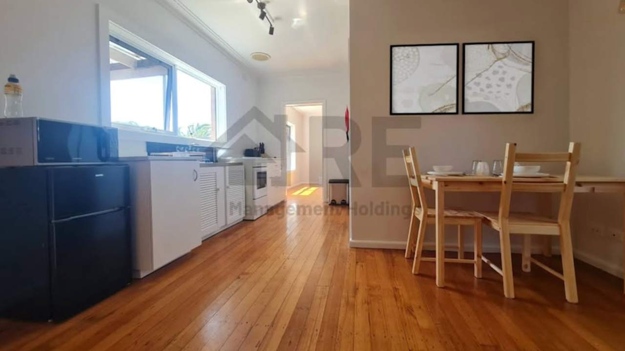 Furnished room studio flat for rent
