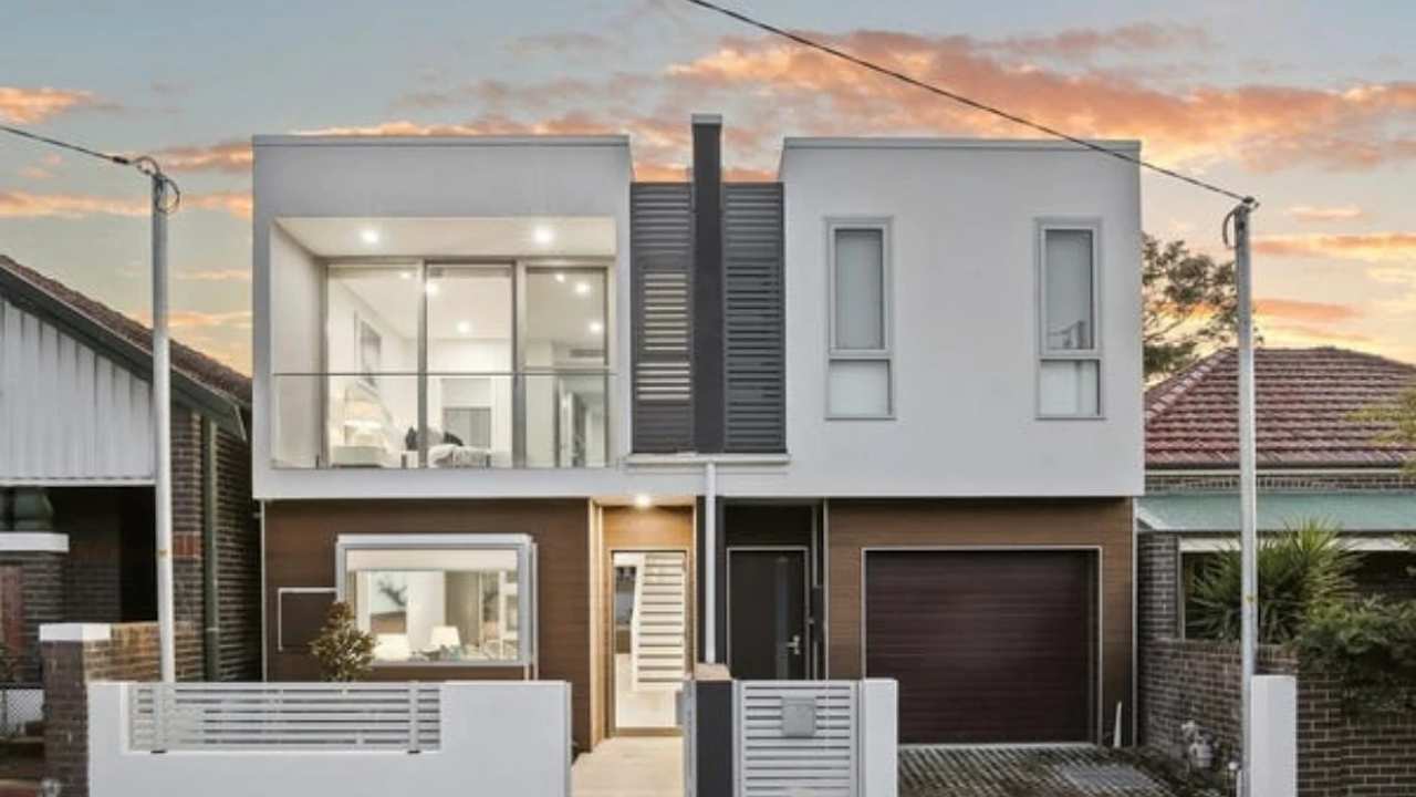 Room in a share house