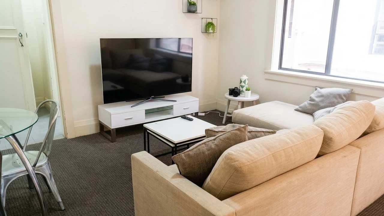Whole property with 2 rooms for rent