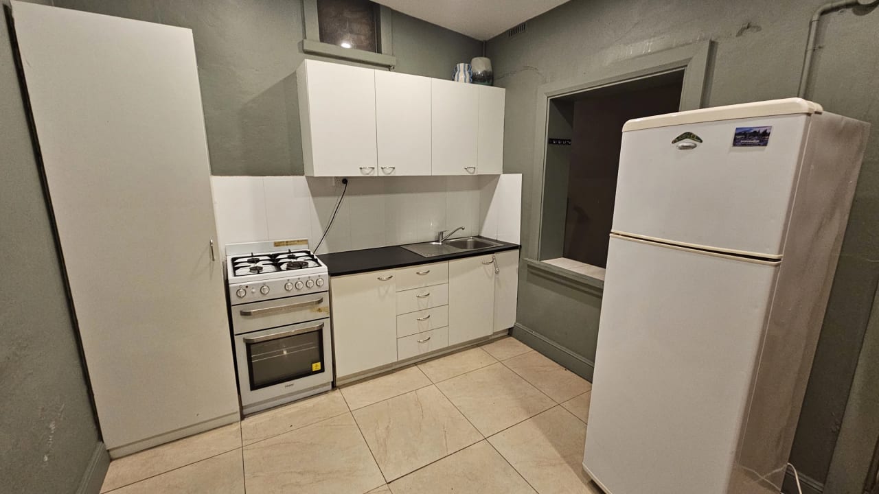 Furnished room in a share house