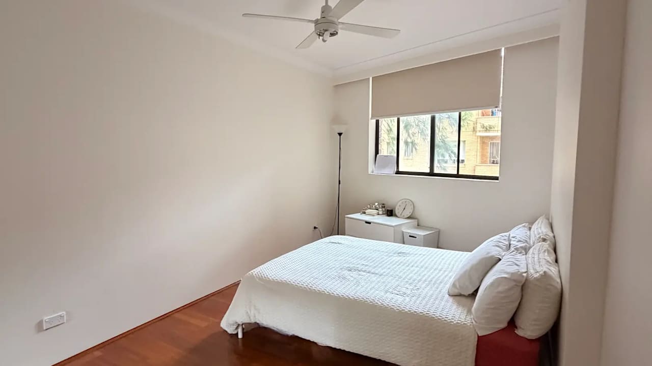 Furnished room in a flatshare