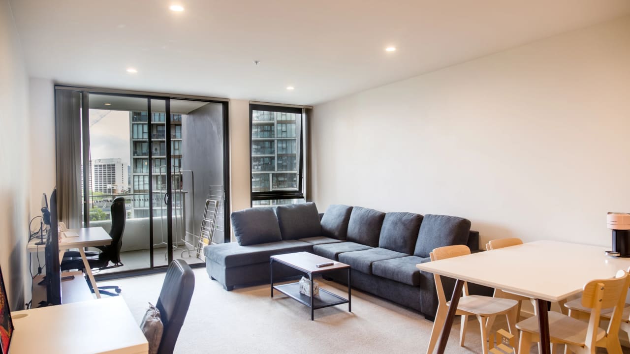 Furnished room with own bathroom