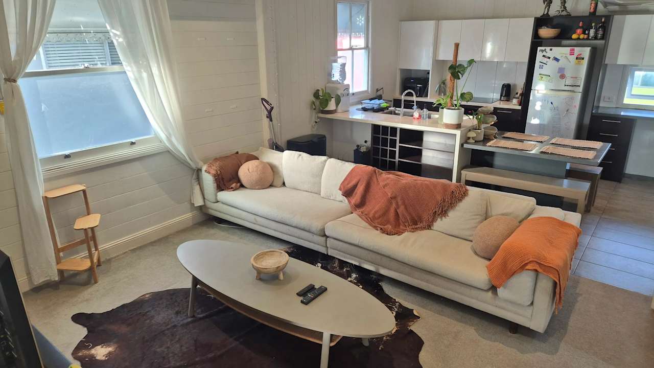 Unfurnished room in a share house