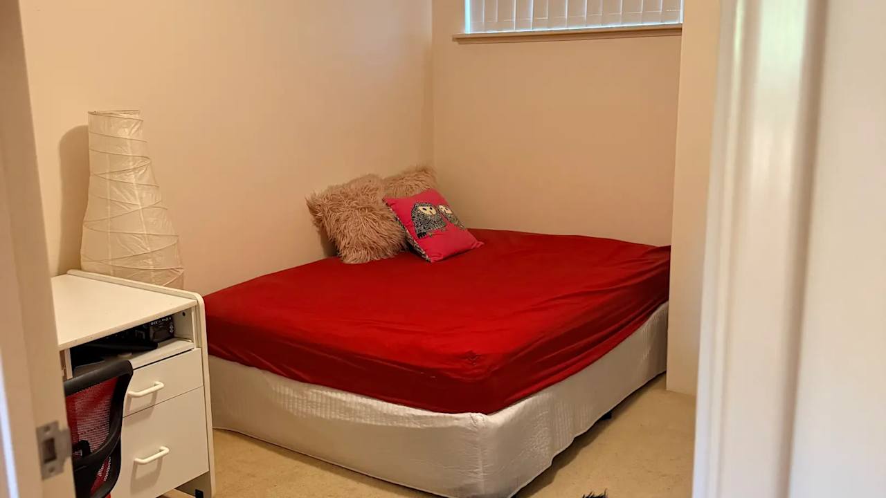 Furnished room with own bathroom