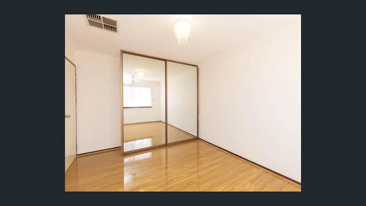 Furnished room in a share house