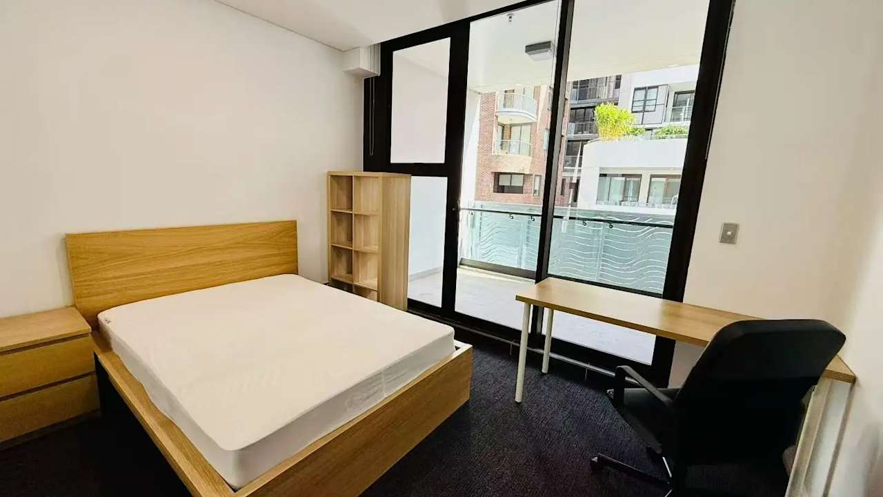 Whole property with 2 rooms for rent