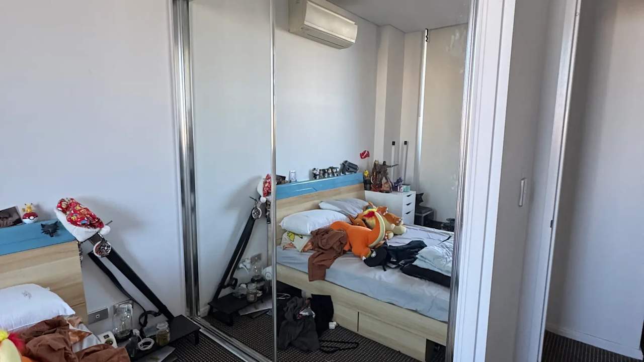 Furnished room in a flatshare