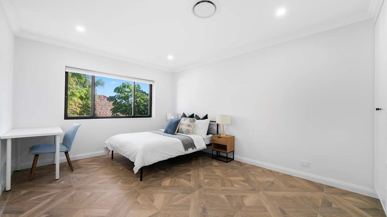 Room in a share house