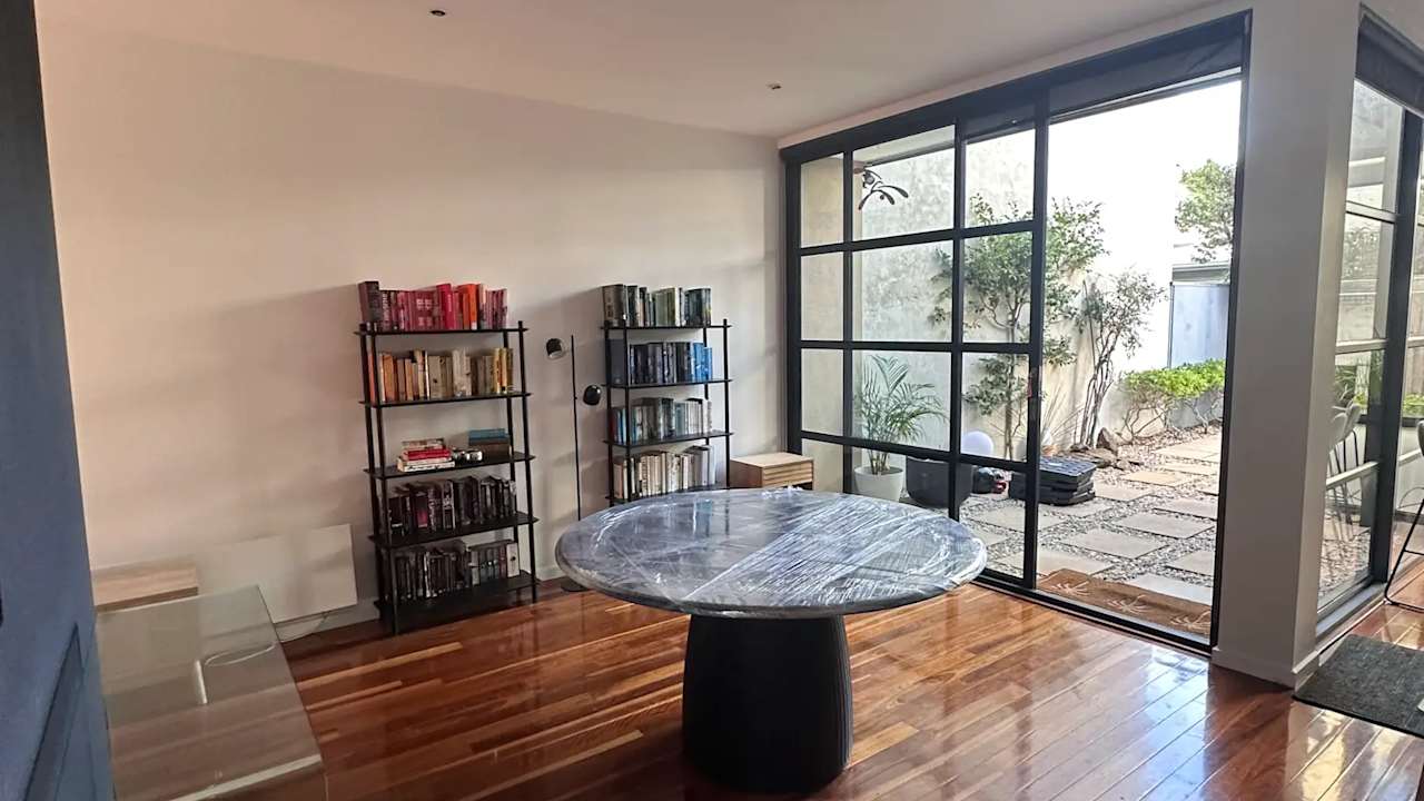 Unfurnished room in a share house