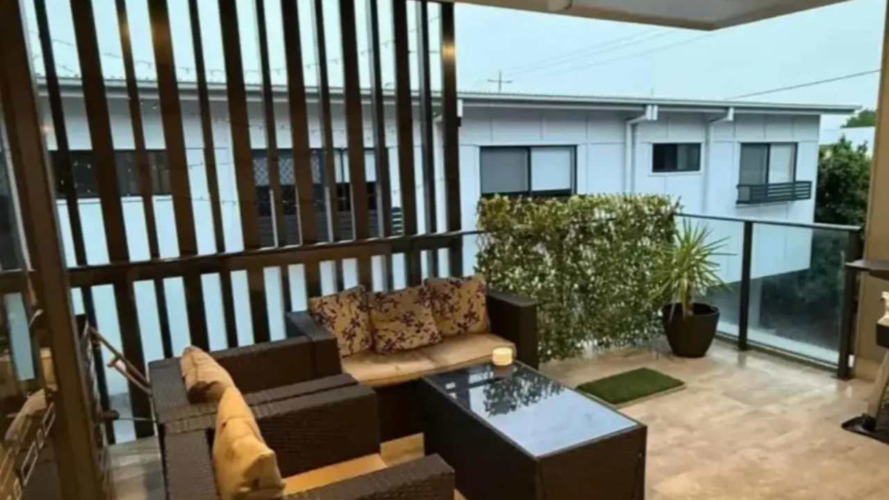 Furnished room with own bathroom