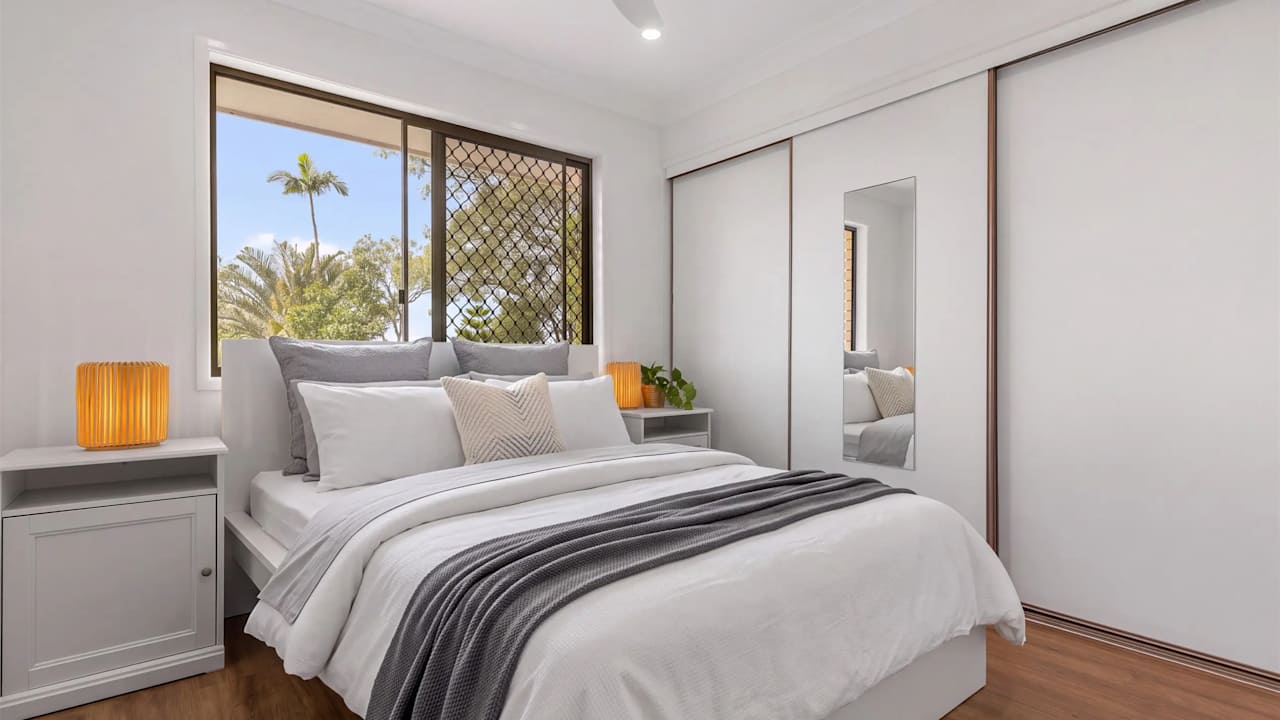 Furnished room studio flat for rent