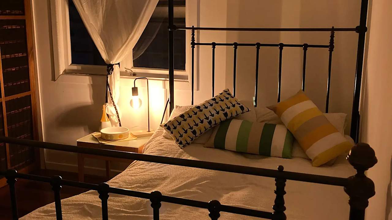 Room in a share house