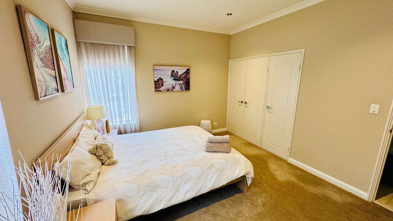 Furnished room with ensuite in a share house
