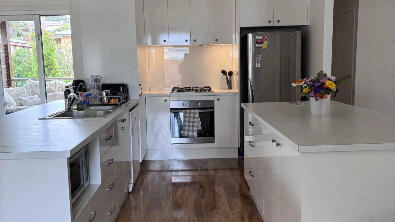 Unfurnished room in a share house