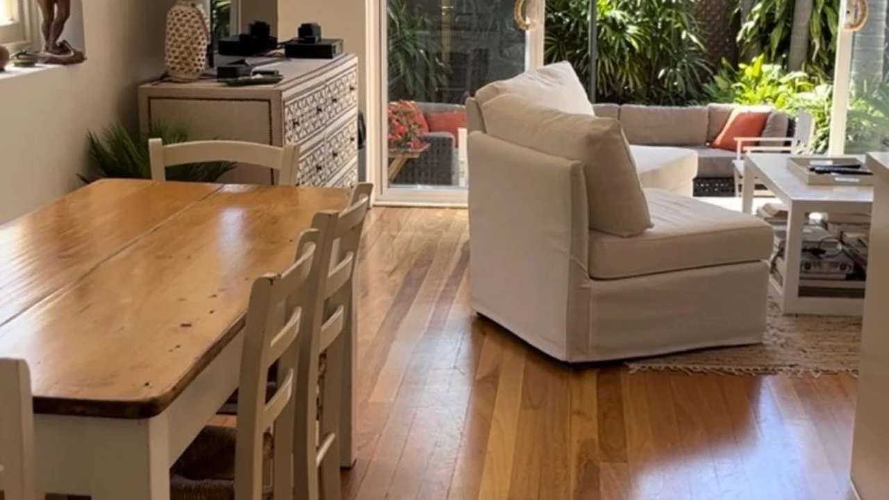 Room in a share house