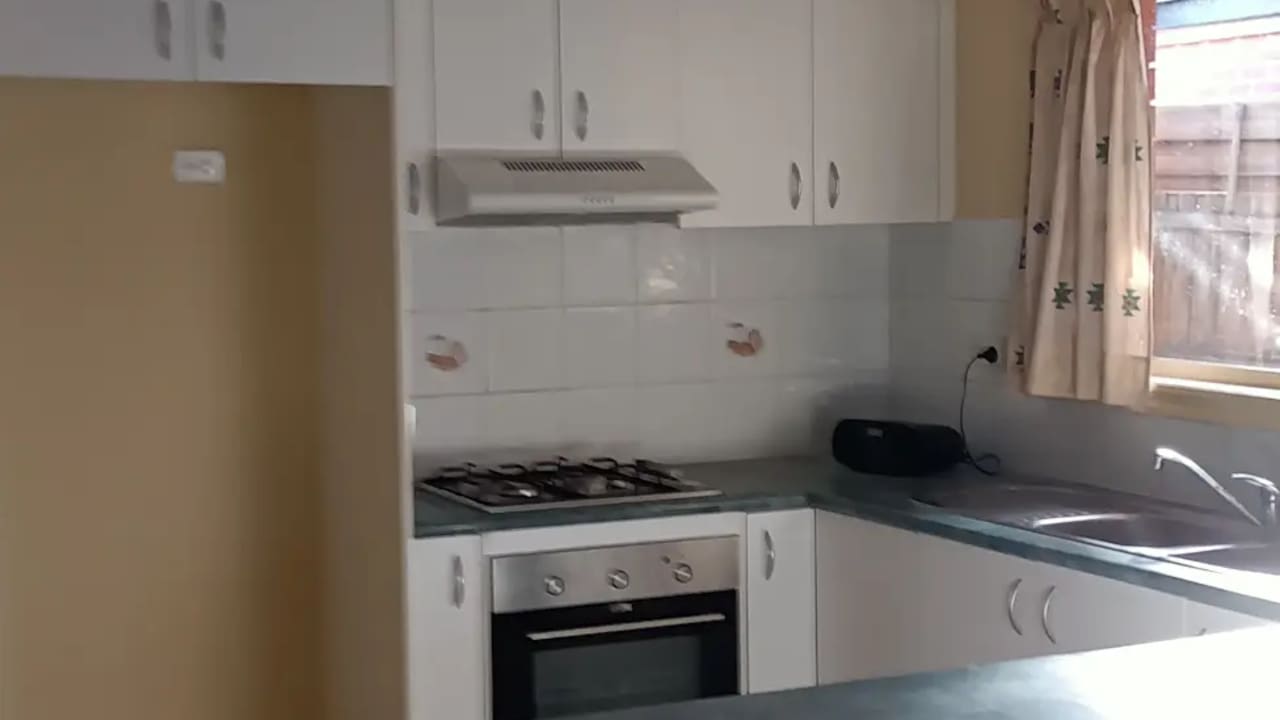Unfurnished room in a share house