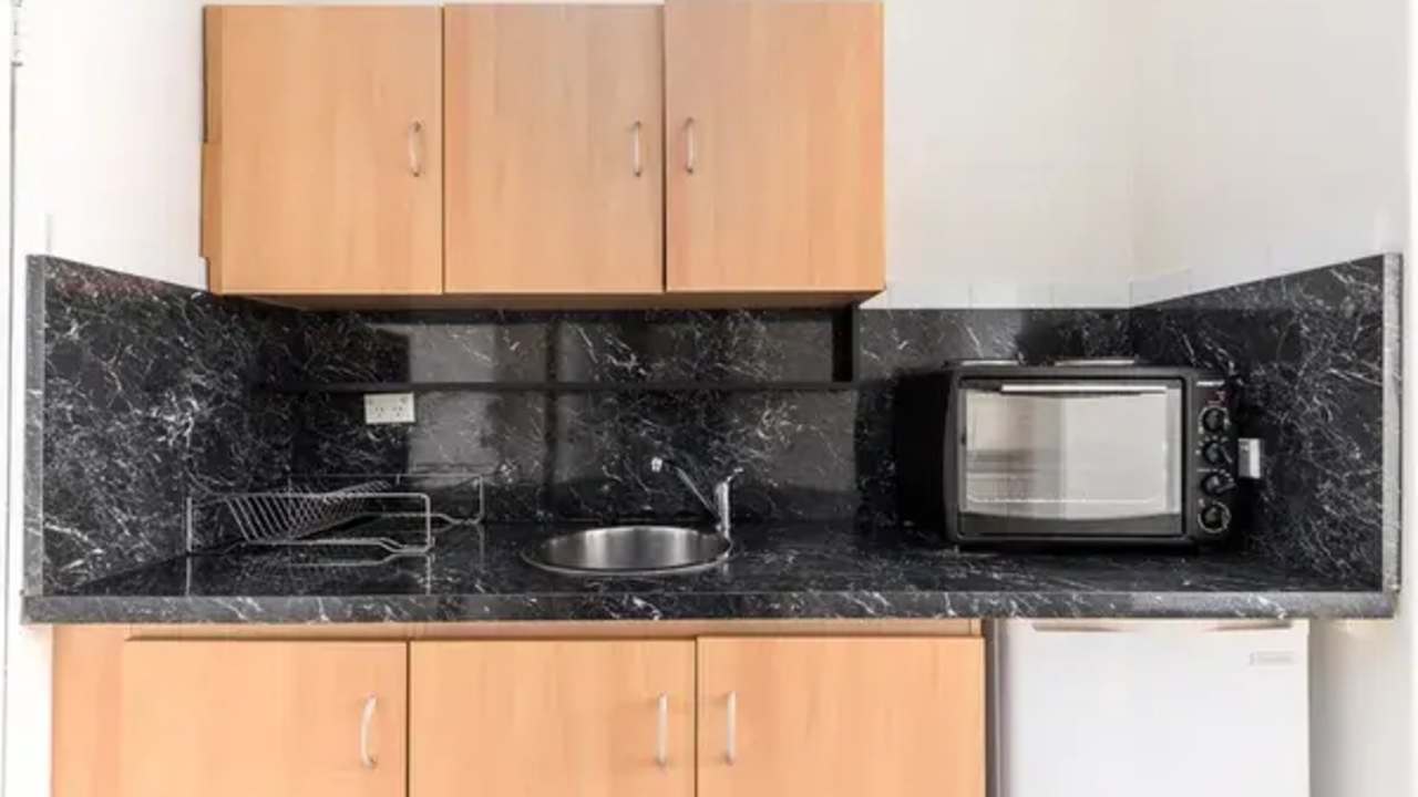 Furnished room studio flat for rent