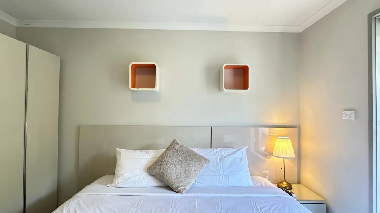 Furnished room in a share house