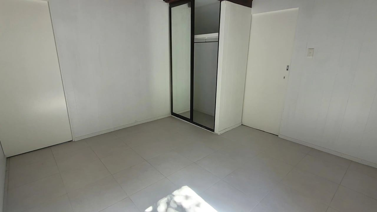 Unfurnished room in a share house
