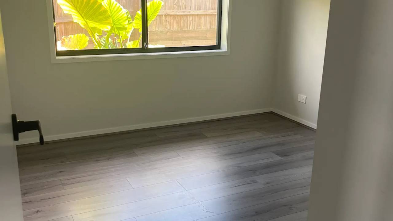 Unfurnished room with own bathroom