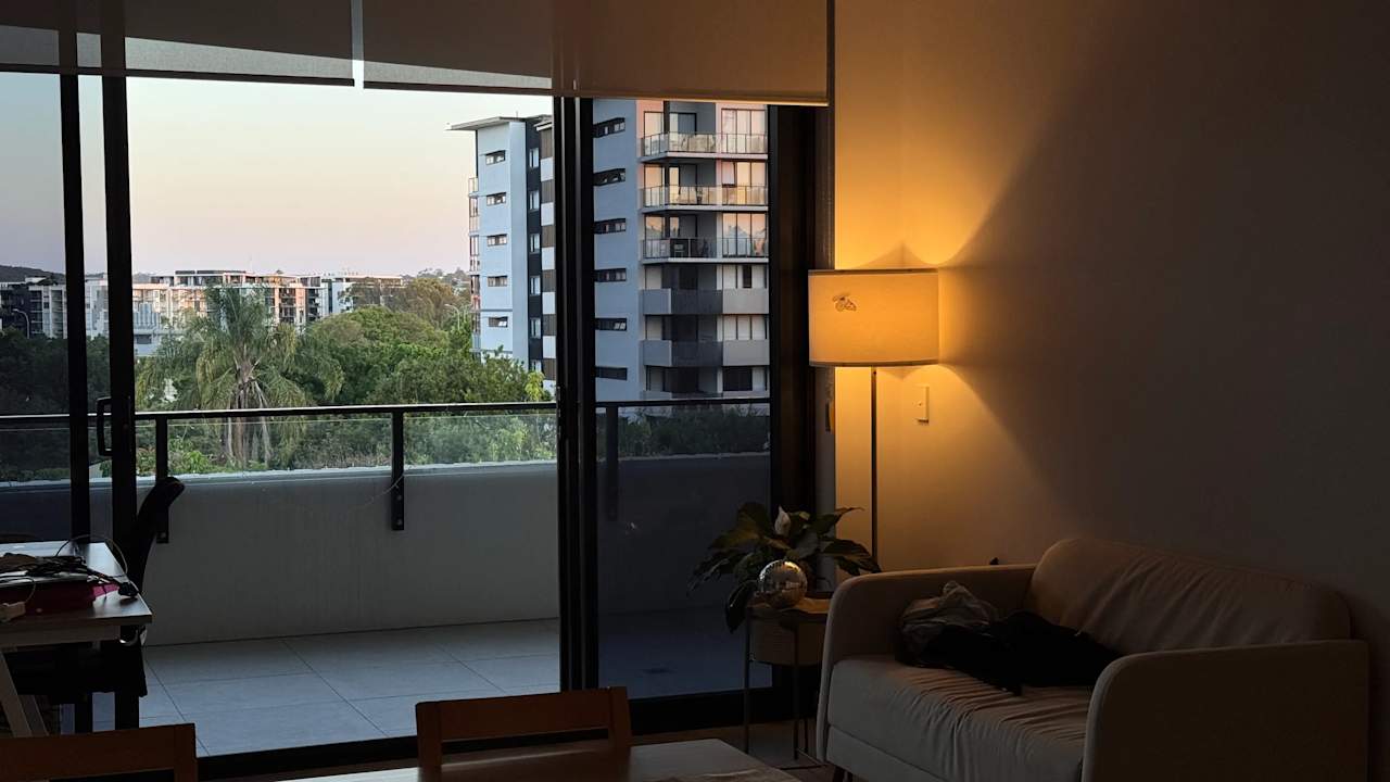 Furnished room with ensuite in a flatshare