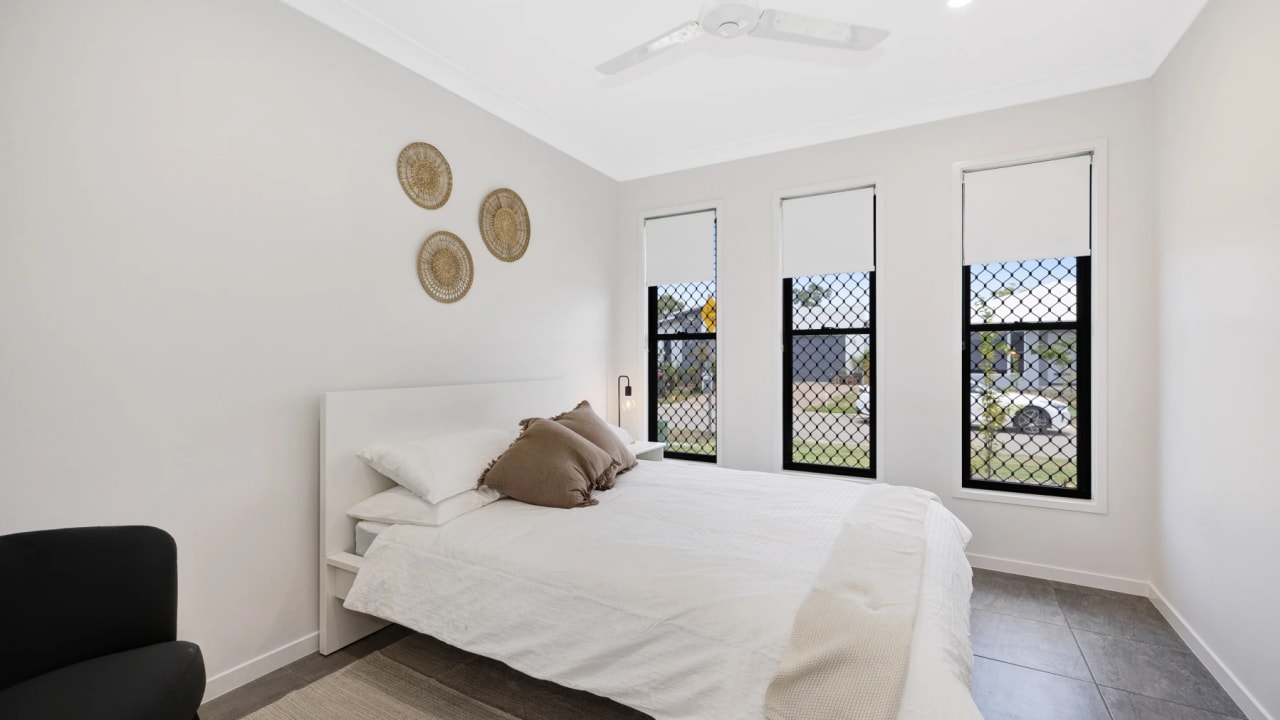 Furnished room with own bathroom