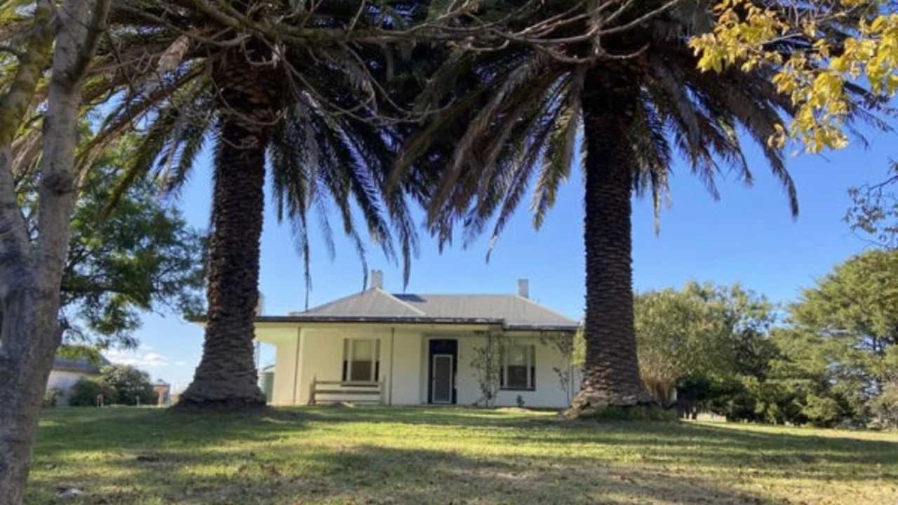 Room in a share house
