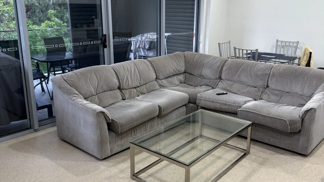 Unfurnished room with ensuite in a flatshare