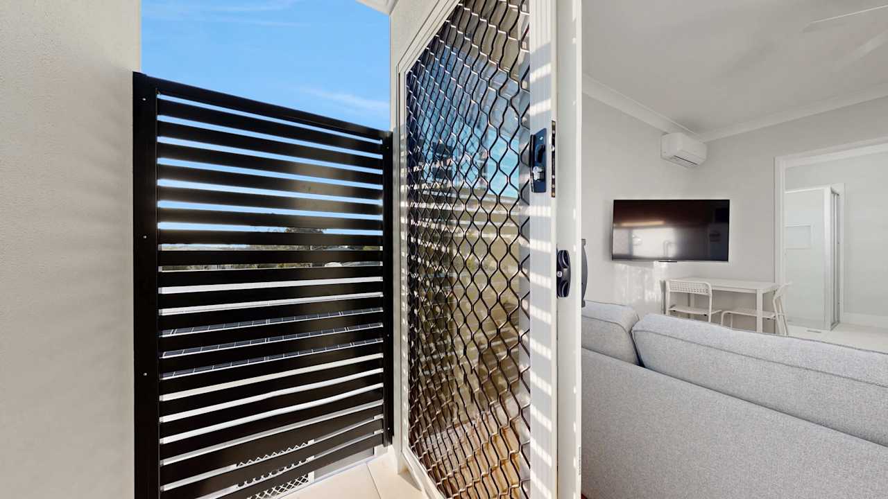 Furnished room studio flat for rent