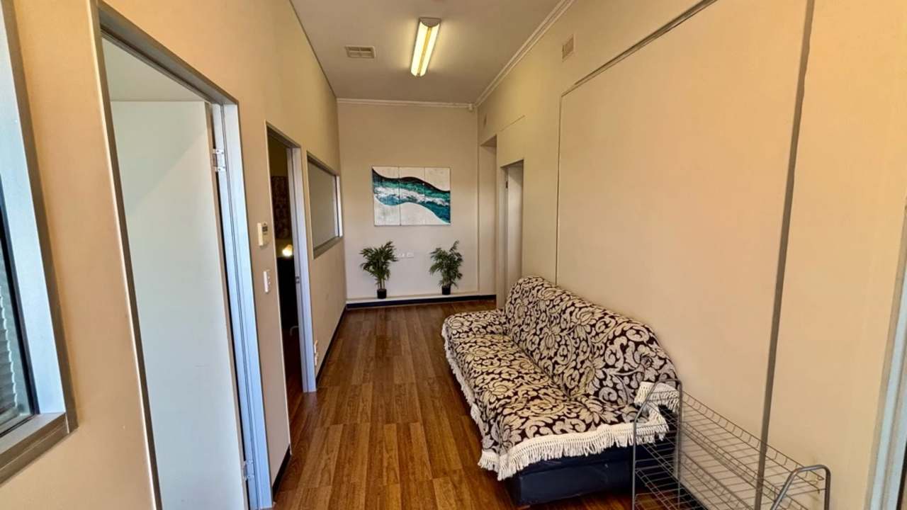 Room in a share house
