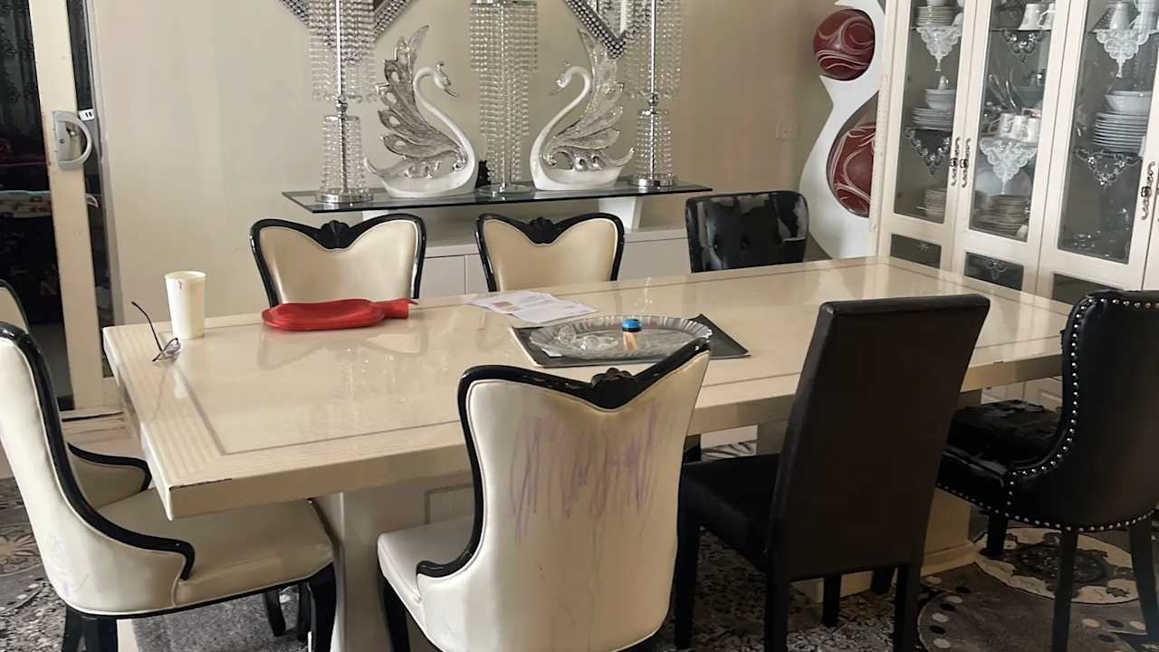 Room in a share house