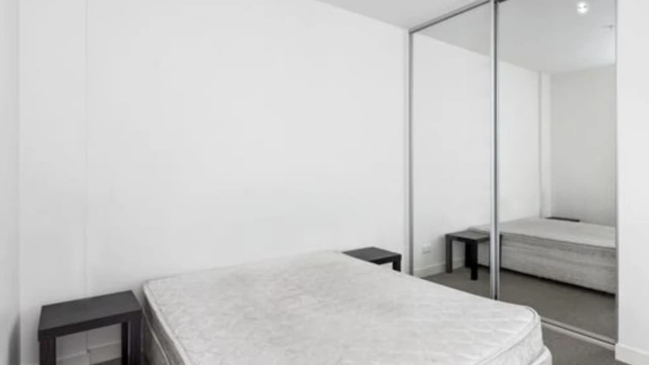 Whole property with 2 rooms for rent