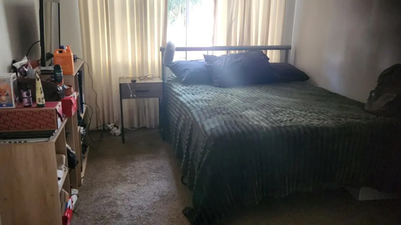Furnished room with own bathroom