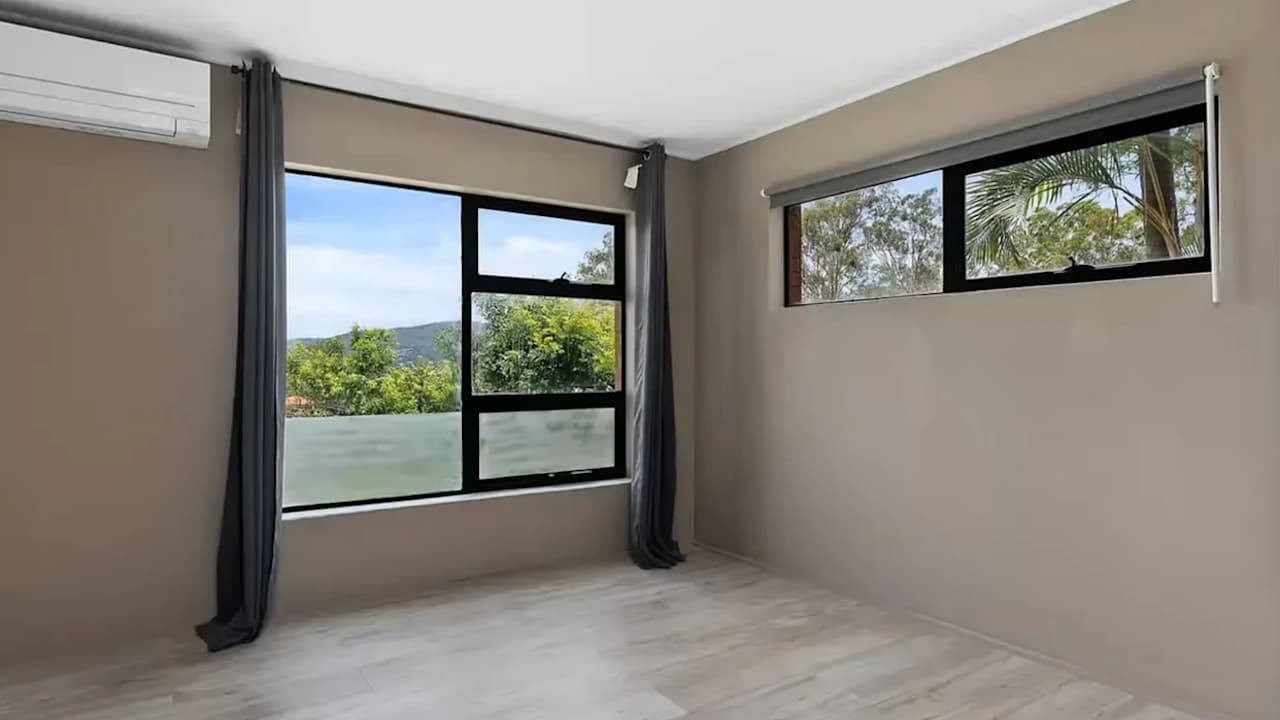 Whole property with 3 rooms for rent