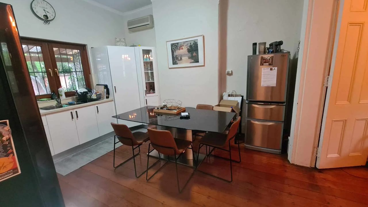 Furnished room in a share house