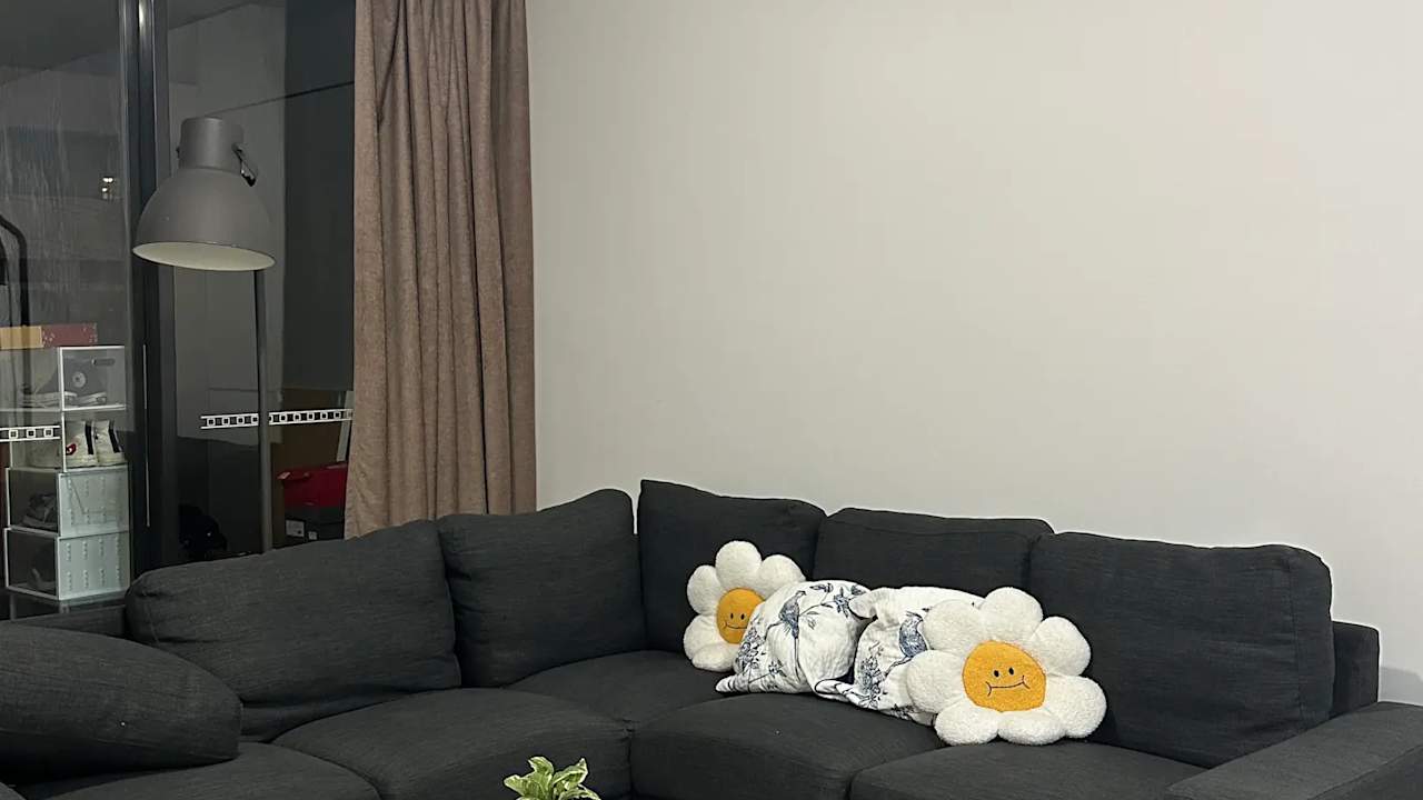 Furnished room in a flatshare