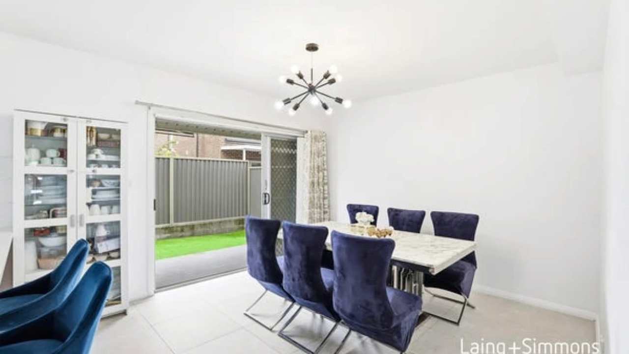 Unfurnished room in a share house