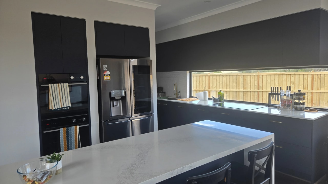 Room in a share house