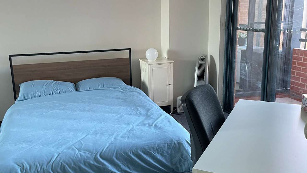 Furnished room with own bathroom
