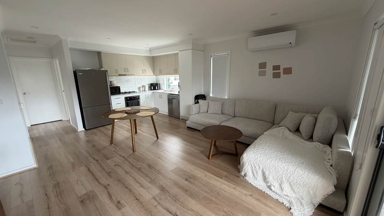 Unfurnished room with own bathroom