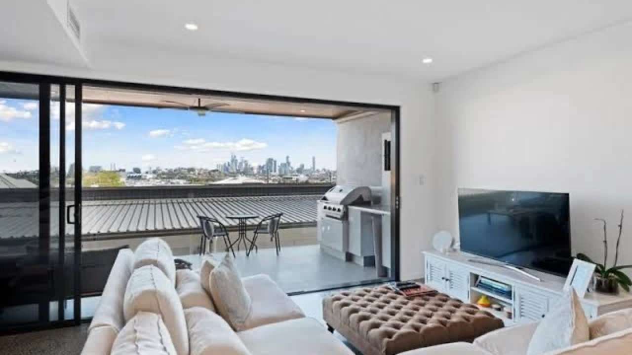 Unfurnished room in a share house