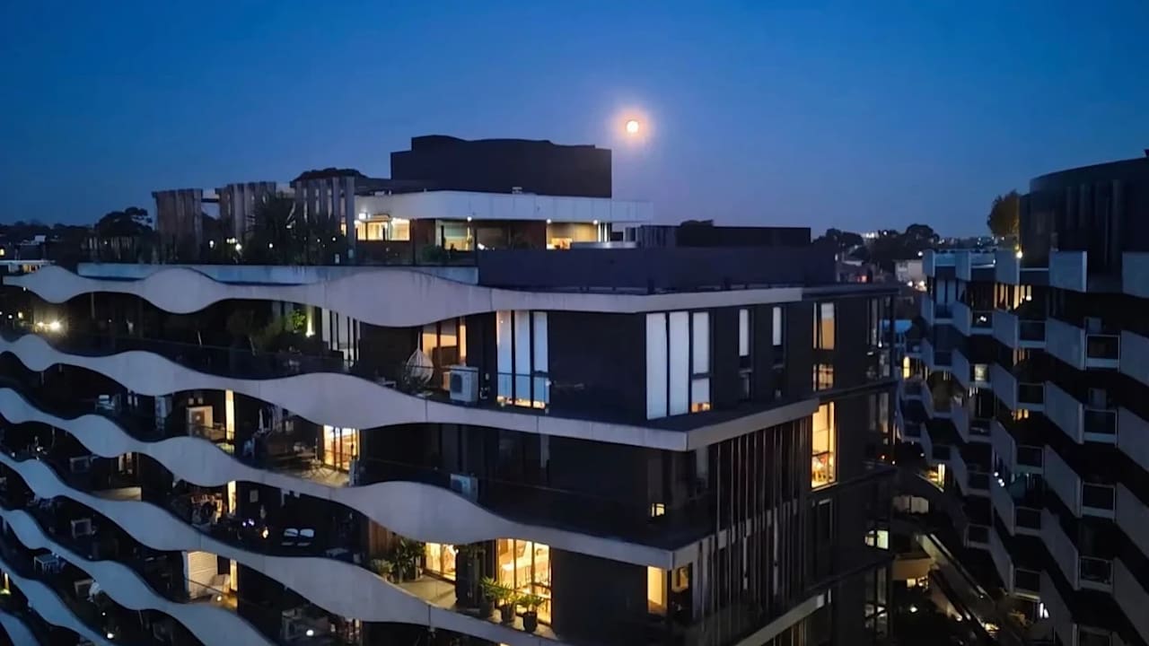 Unfurnished room with own bathroom