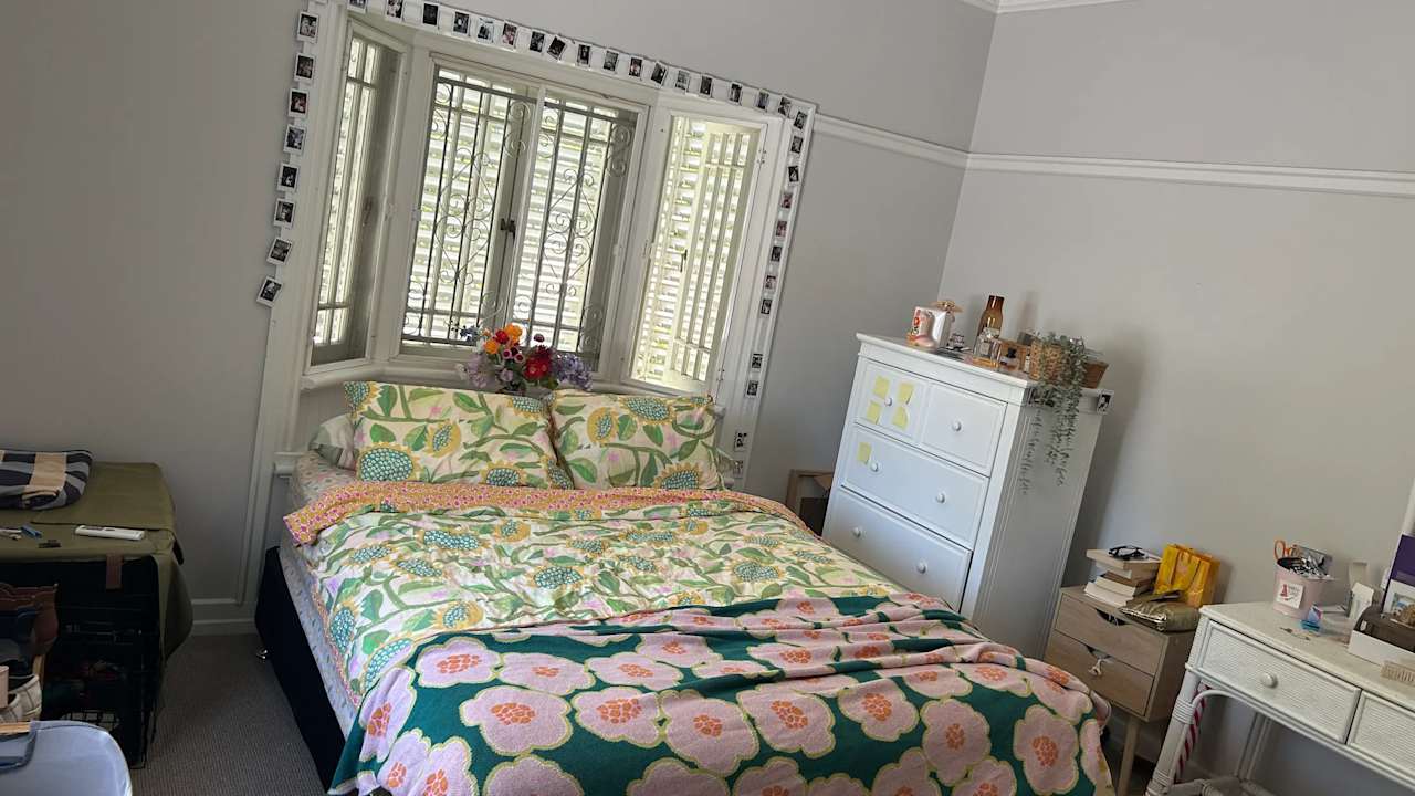 Unfurnished room in a share house