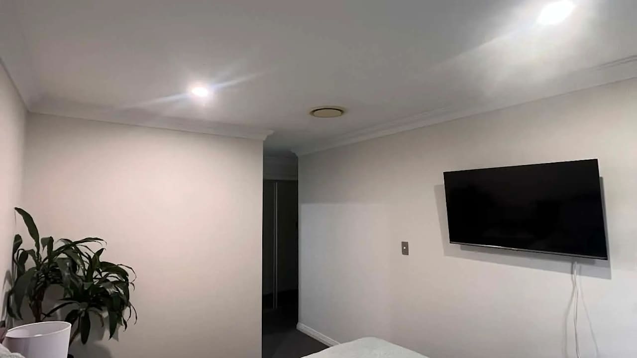 Unfurnished room with ensuite in a flatshare