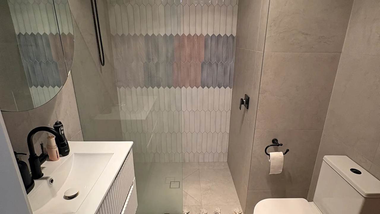 Furnished room with ensuite in a share house